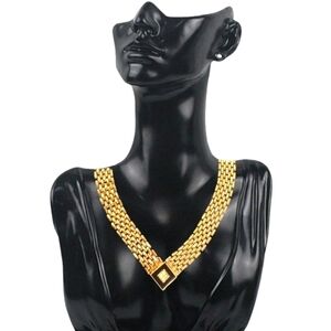 Vtg gold tone necklace